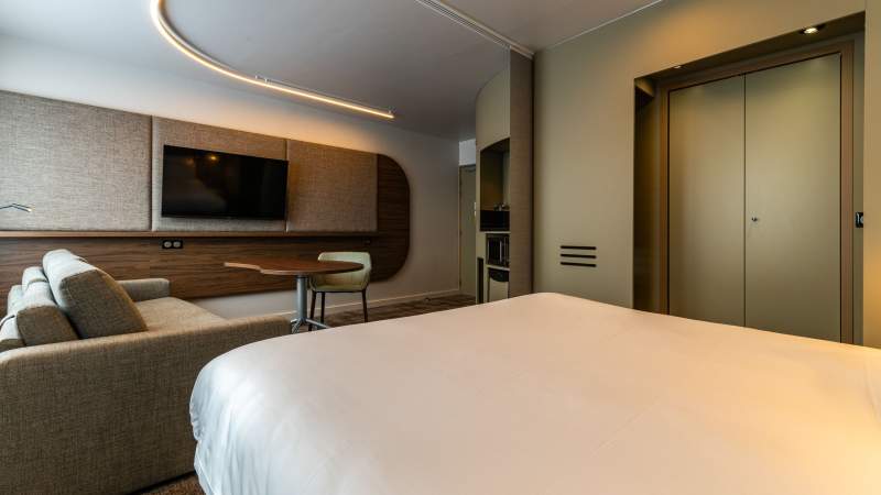 ambiance chambres novotel suites reims<br />
 